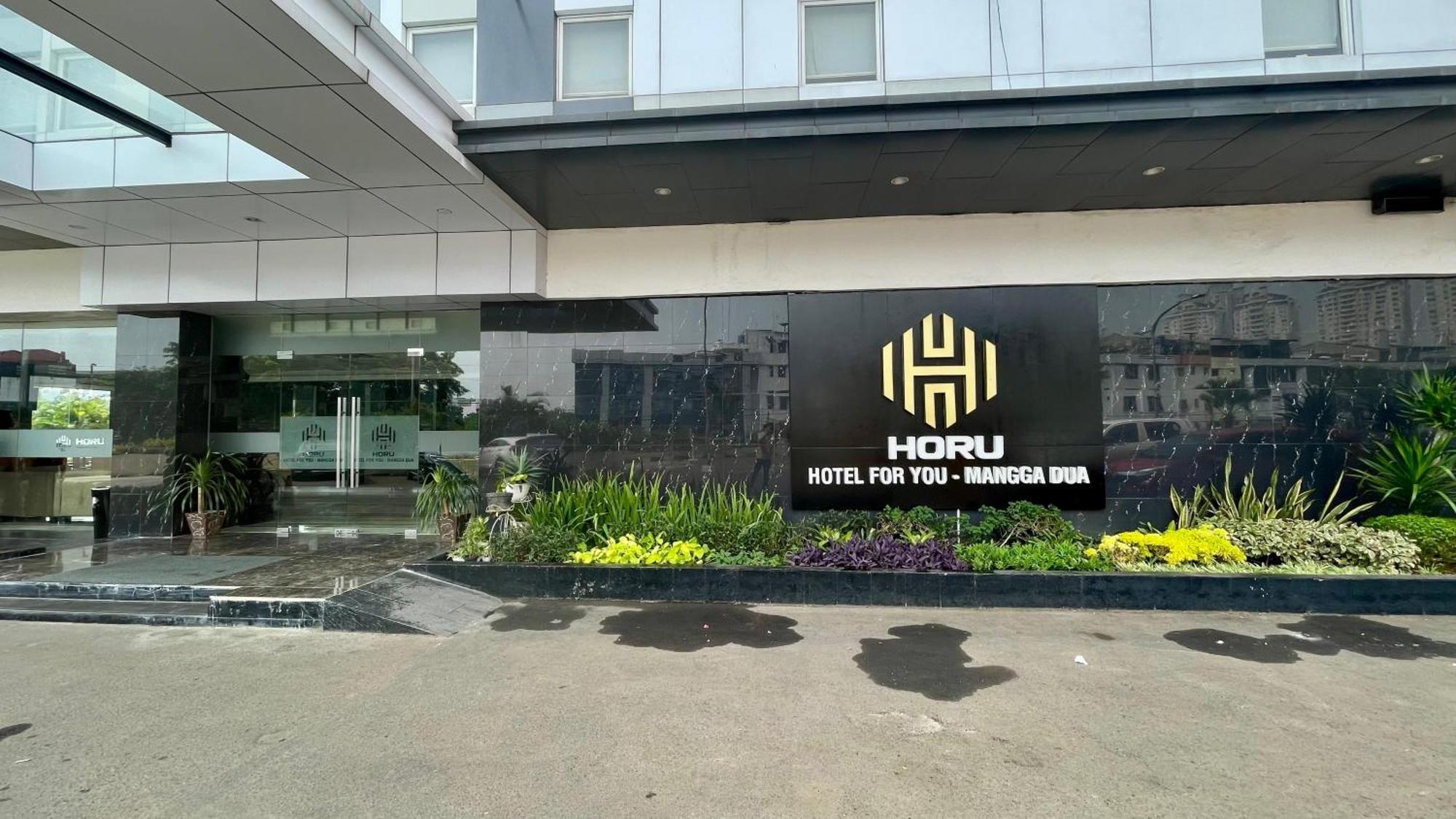 Horu Mangga Dua Square Hotel 3*